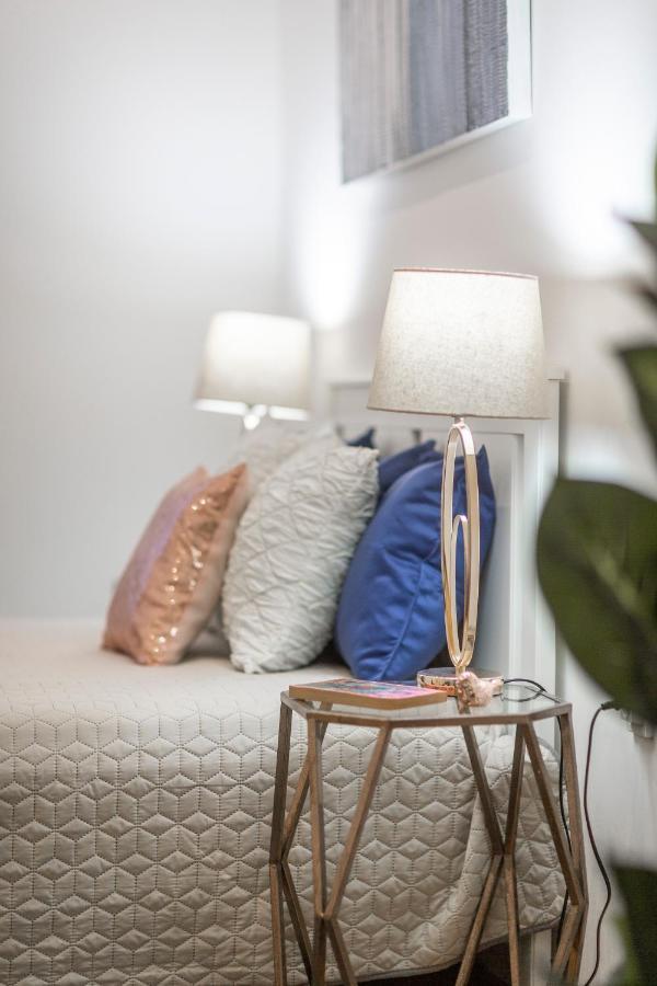 Stylish Luxury Apartment By Anna Βουδαπέστη Εξωτερικό φωτογραφία