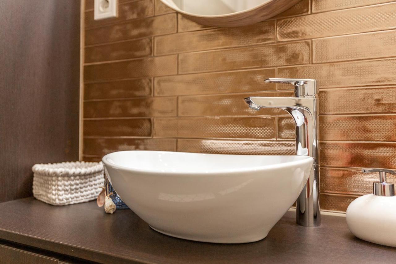 Stylish Luxury Apartment By Anna Βουδαπέστη Εξωτερικό φωτογραφία